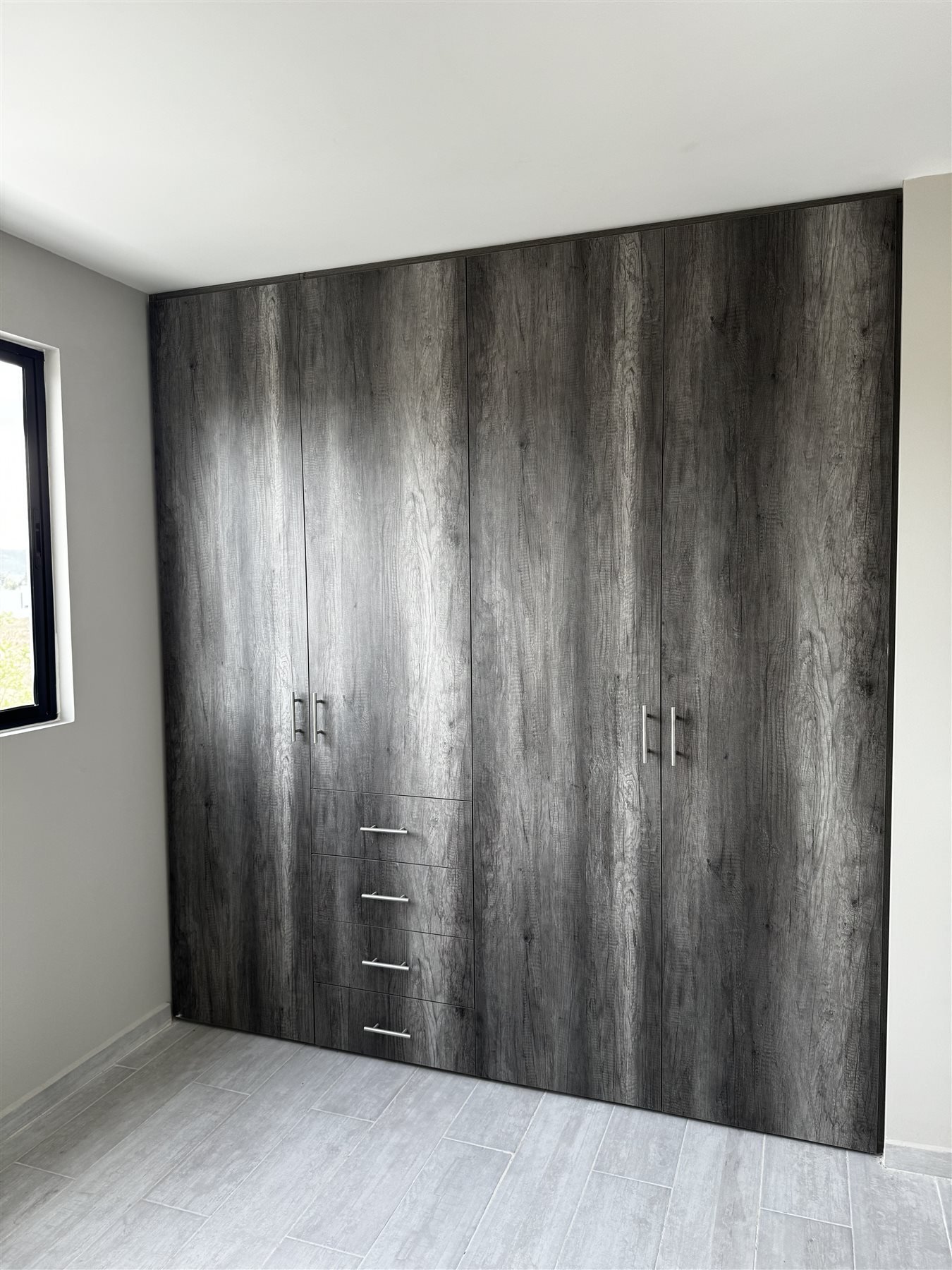 Puerta interior en madera