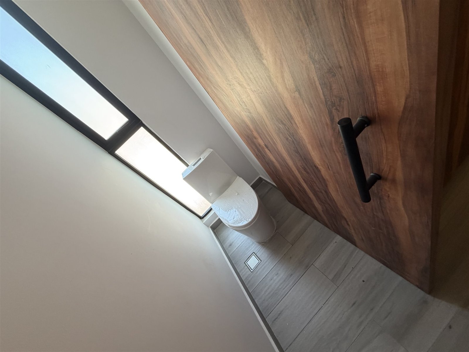 Puerta interior en madera